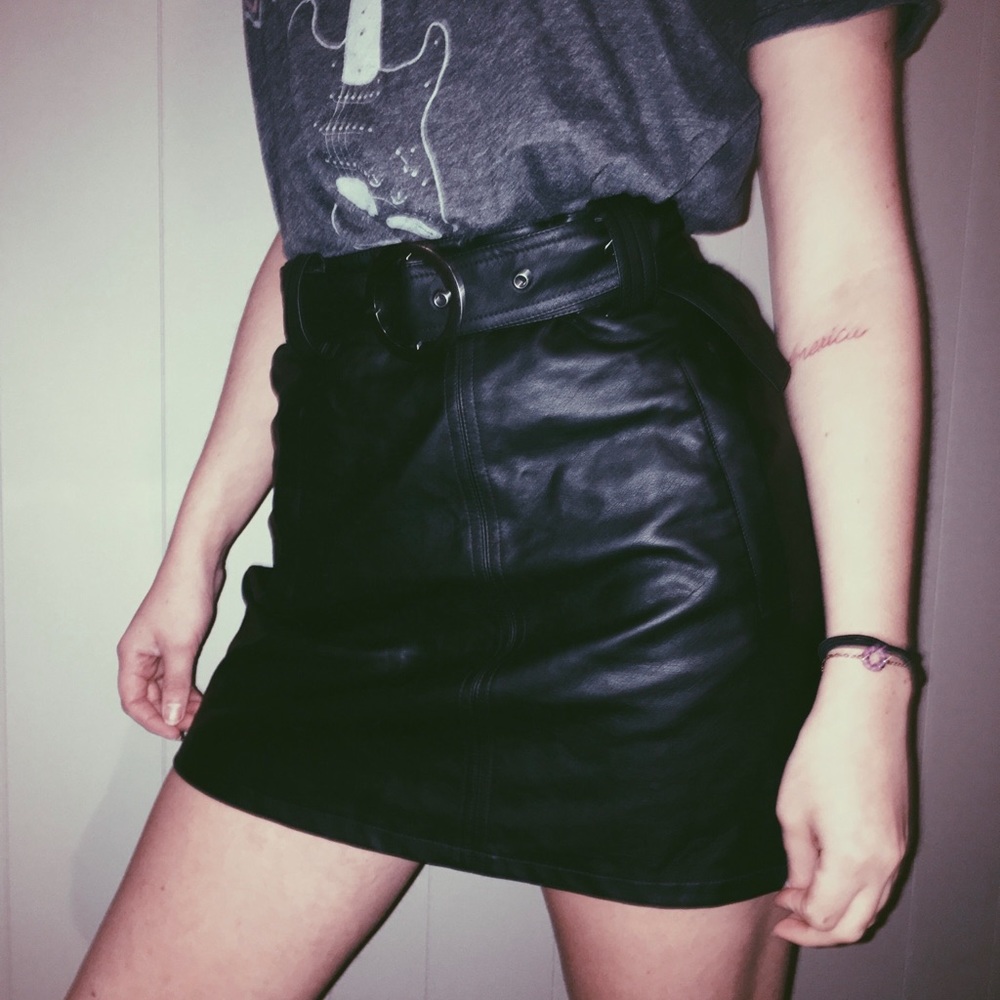 Belted faux leather Skirt